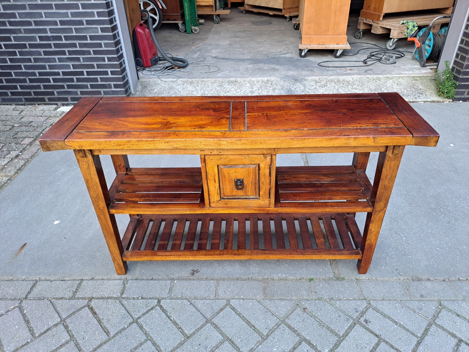 Teakhouten sidetabel, Huis en Inrichting, Tafels | Sidetables, Ophalen, RoDeKo Volendam, R.kooij65@gmail.com, 100 tot 150 cm