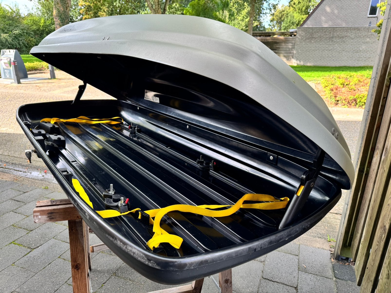 HAPRO XL-dakkoffer skibox inhoud 410 liter dakkoffer va €150, Auto diversen, Ophalen, Zo goed als nieuw