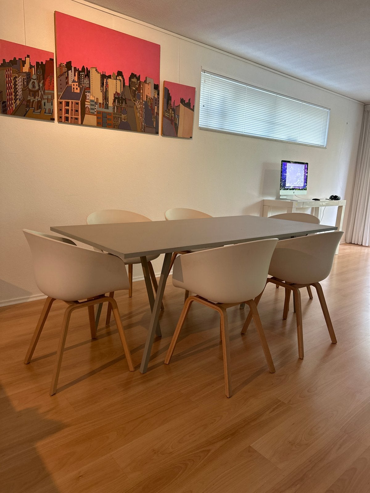 Moderne Hay Loop Stand eettafel - 200 x 92.5 x 74 cm, Huis en Inrichting, Tafels | Eettafels, Ophalen, Gebruikt, 50 tot 100 cm