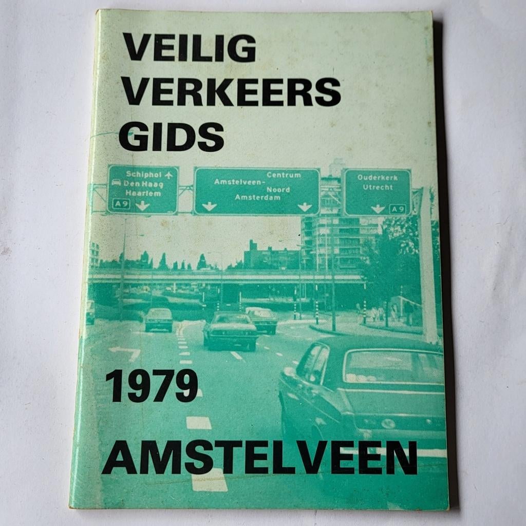 Vintage auto boeken. Retro instructies. Verkeer veiligheid, Ophalen of Verzenden, Overige typen