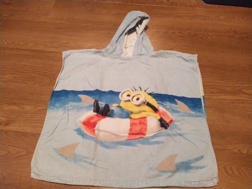Zwem poncho handdoek minion, Gebruikt, Jongen of Meisje, One size, Ophalen of Verzenden