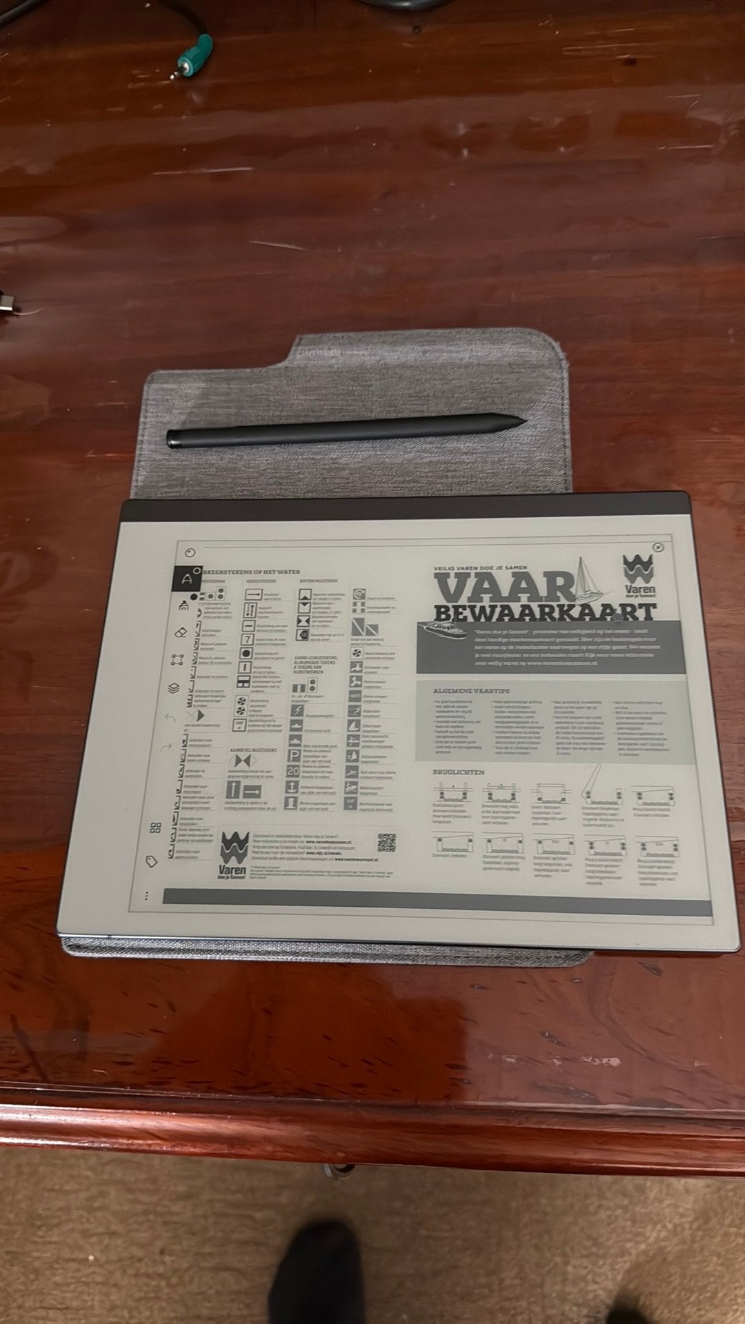 Remarkable 2 met pen en hoes, Computers en Software, E-readers, 8 GB, Touchscreen, Ophalen of Verzenden, Zo goed als nieuw