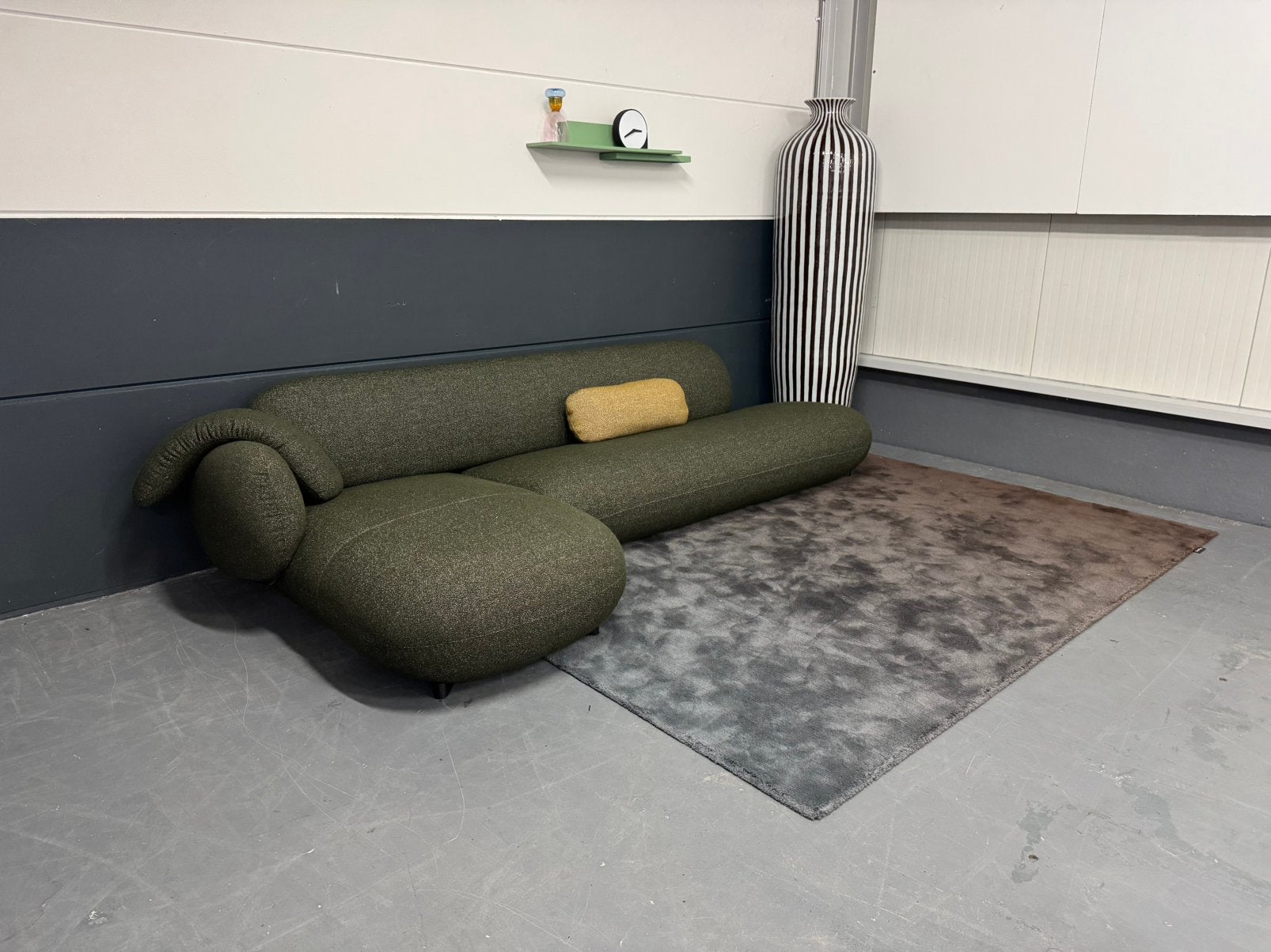 Showroommodel Leolux Pulla hoekbank | Stof Mondo 019 Verde, Ophalen, Leolux, Hoekbank, Leolux, Pode, Design on Stock, Eyye, Artifort, Gelderland