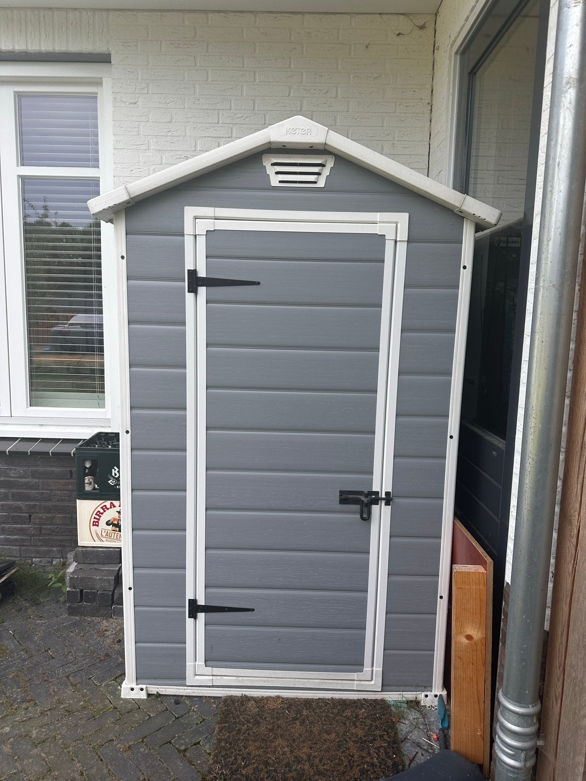 Compacte kunststof berging - Ideaal voor tuin of balkon, Ophalen, Gebruikt, Kunststof, Overige typen