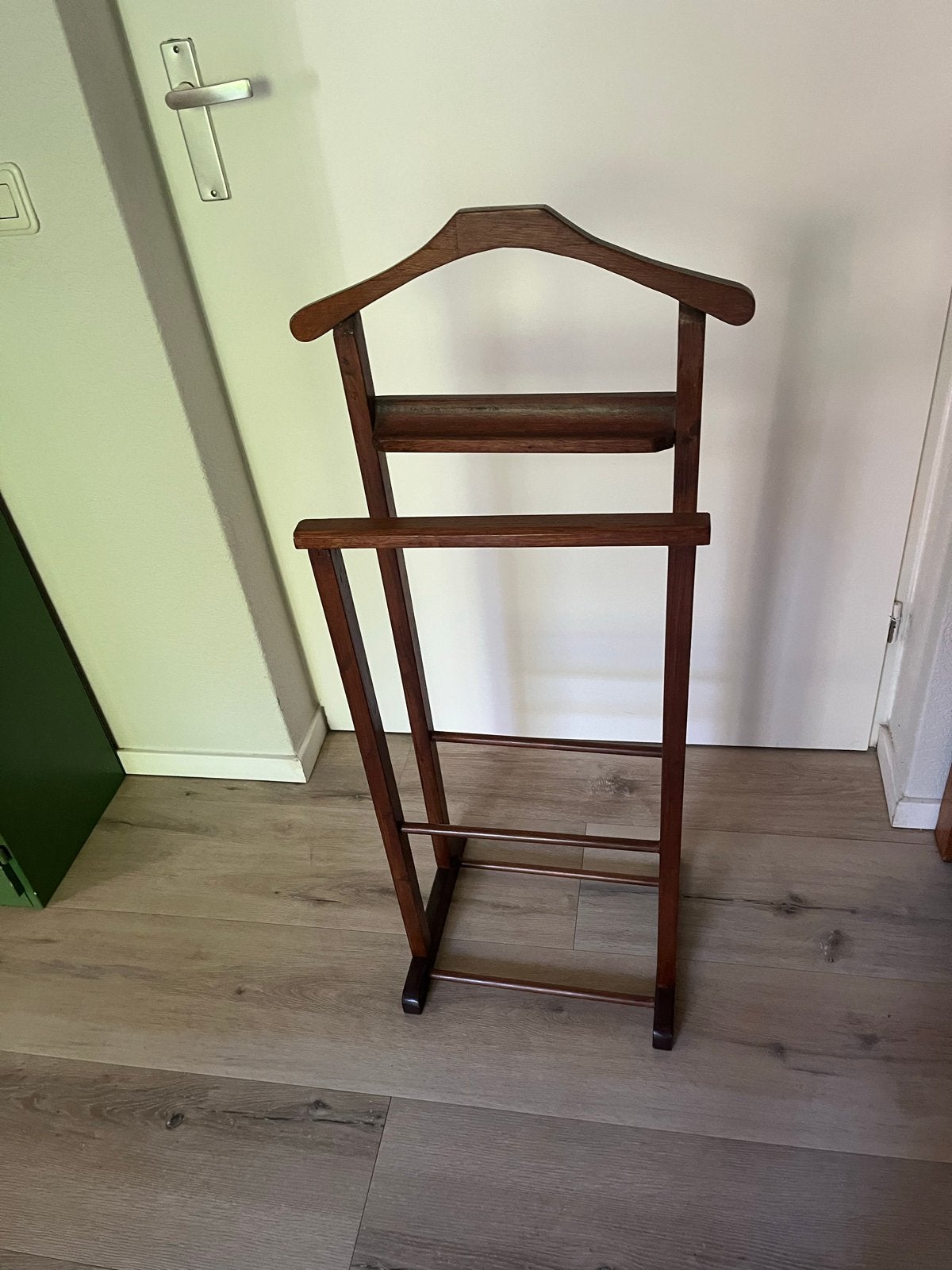 Handgemaakte houten dressboy, Ophalen, Gebruikt, 100 tot 150 cm, Overige typen