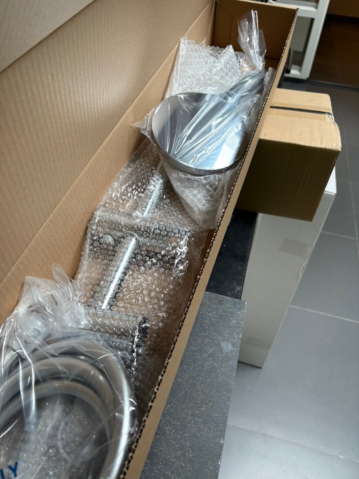 Douche glijstang chroom met douchekop, nieuwe, Ophalen of Verzenden, Nieuw, Chroom, Douche