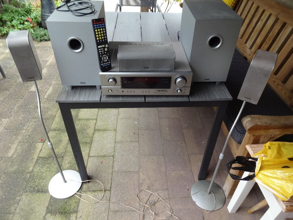 DENON AVR-1306 receiver met dubbele subwoofer en speakers, Ophalen, Denon, Zo goed als nieuw, 60 tot 120 watt
