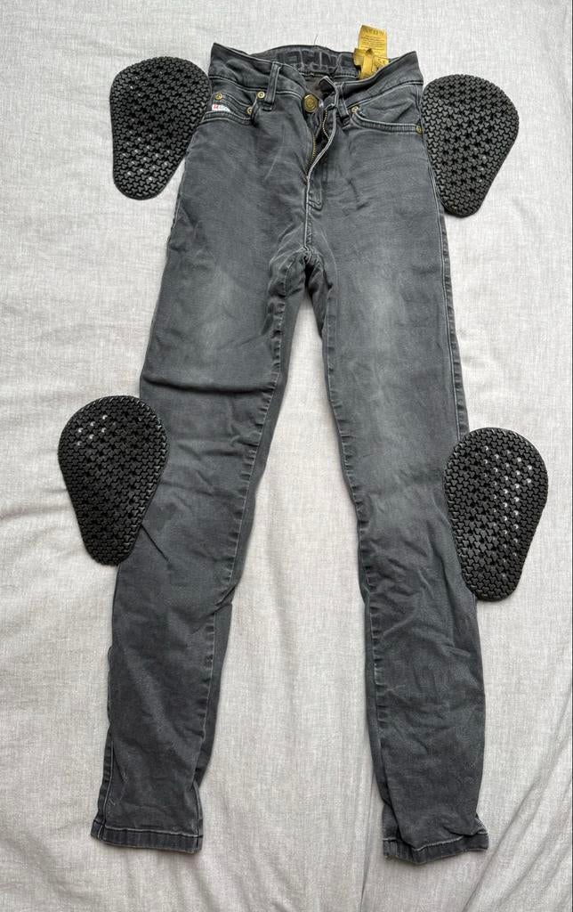 Motor jeans W25/L30, Ophalen of Verzenden, Zo goed als nieuw, Grijs, W27 (confectie 34) of kleiner