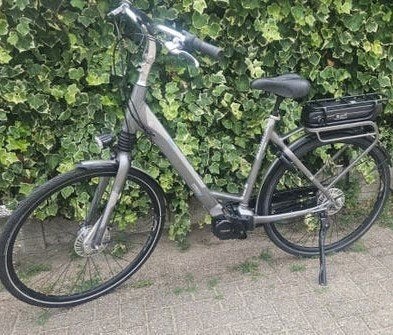 giant prime hybdrid Yamaha middenmotor slechts 2300 km, L, Fietsen en Brommers, 51 tot 55 cm, Ophalen of Verzenden, Zo goed als nieuw