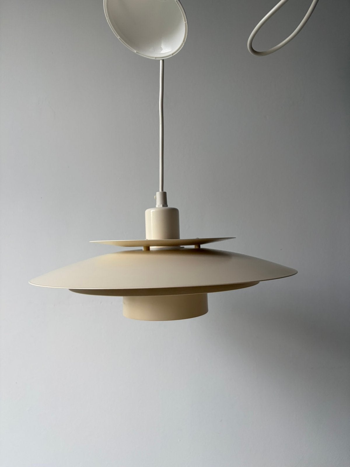Horn 758 Scandinavische design hanglamp, Scandinavisch, Zo goed als nieuw, Metaal, E27 (groot)
