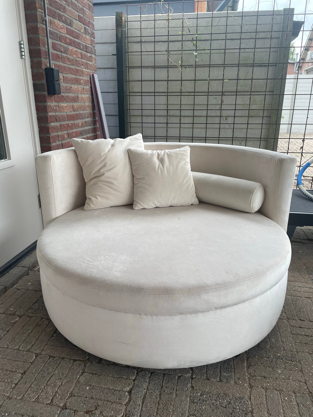 Ronde Loveseat met Kussens - 128cm breed, Ophalen, Gebruikt, 100 tot 125 cm, Tweepersoons
