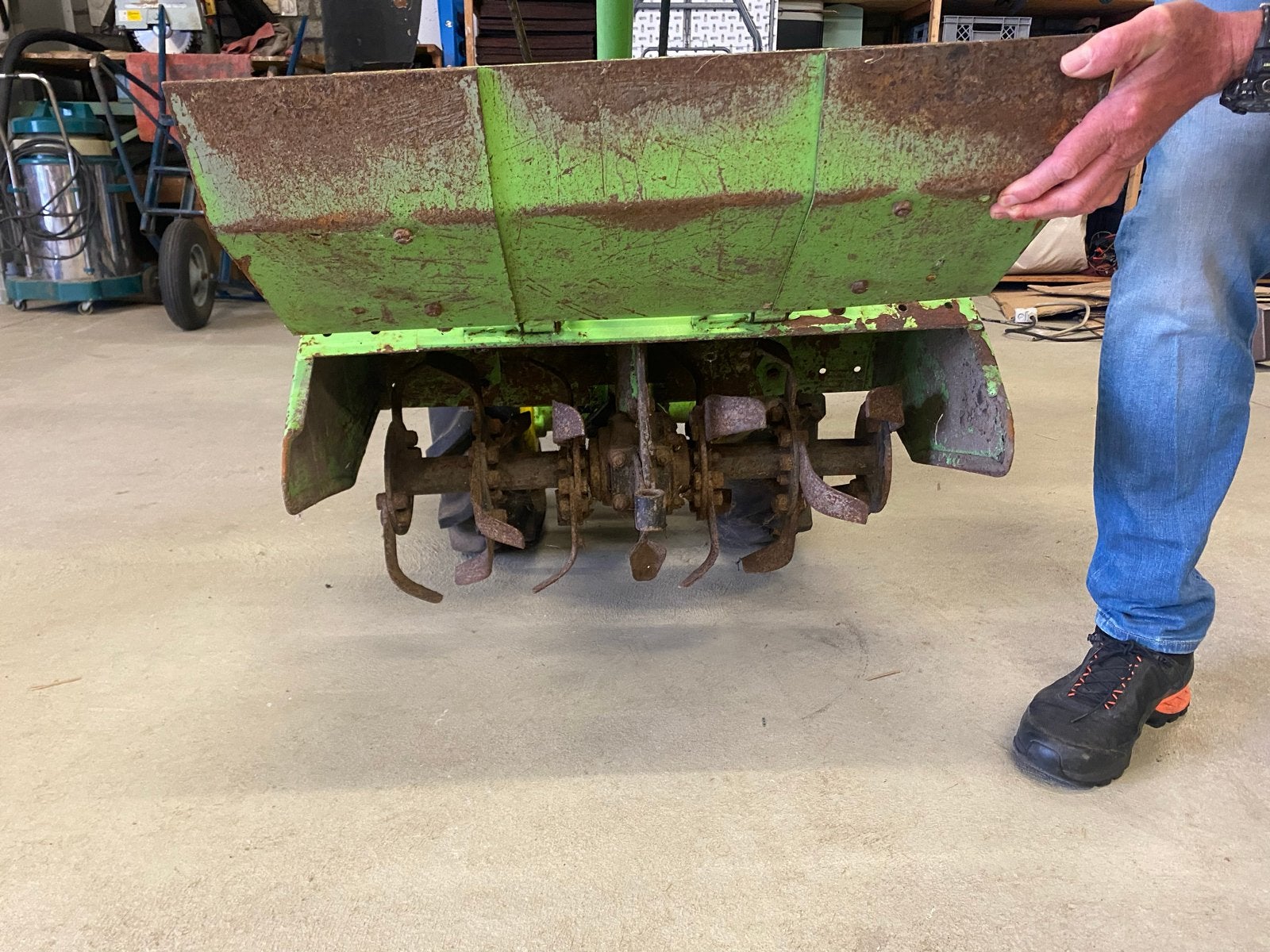 Intermotor Lombardini 350cc met veegmachine, frees en bezem, Ophalen
