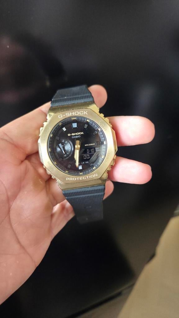 Casio G-Shock GA-2100 horloge goudkleurig met zwart bandje, Casio, Kunststof, Polshorloge, Kunststof