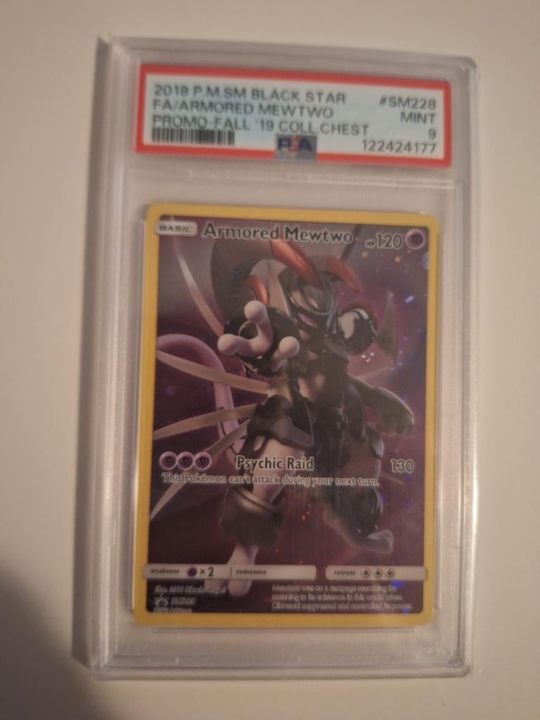 Pokemom Armored mewtwo psa 9, Hobby en Vrije tijd, Verzamelkaartspellen | Pokémon, Ophalen of Verzenden, Zo goed als nieuw