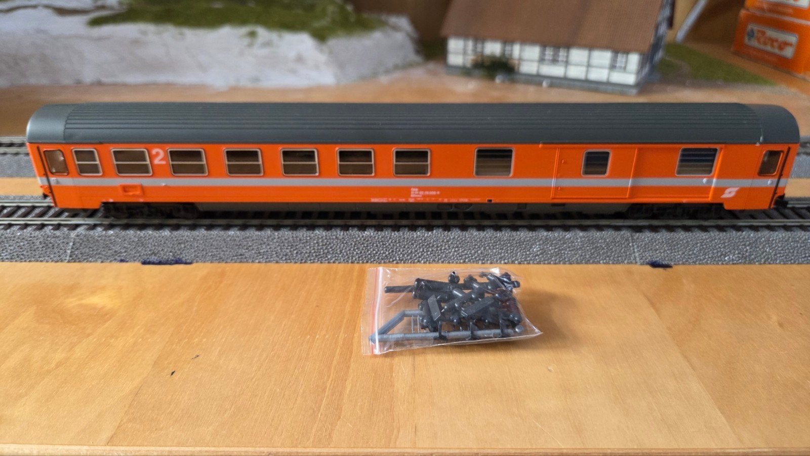 Roco ÖBB Personenwagon 44663 - Zo goed als nieuw, Gelijkstroom, Ophalen of Verzenden, Roco, Nieuw