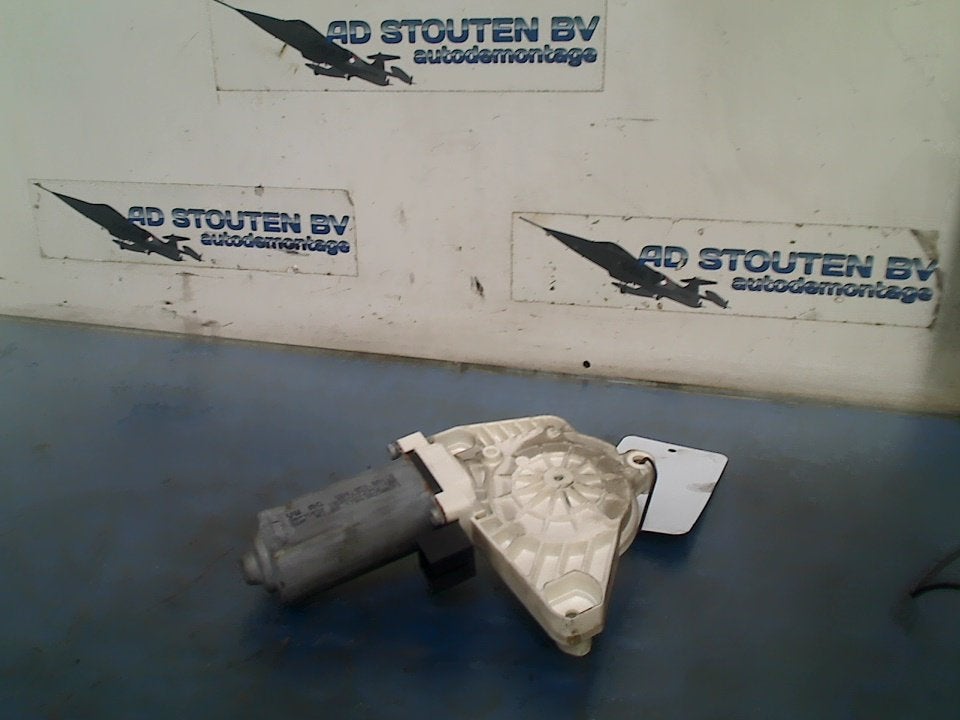 Motor Raammechaniek Links Voor Audi S4 Avant (B8) 5Q4959801B, Gebruikt, Auto-Union-Straße  1, Ingolstadt 85057, , Duitsland, Info@audi.de