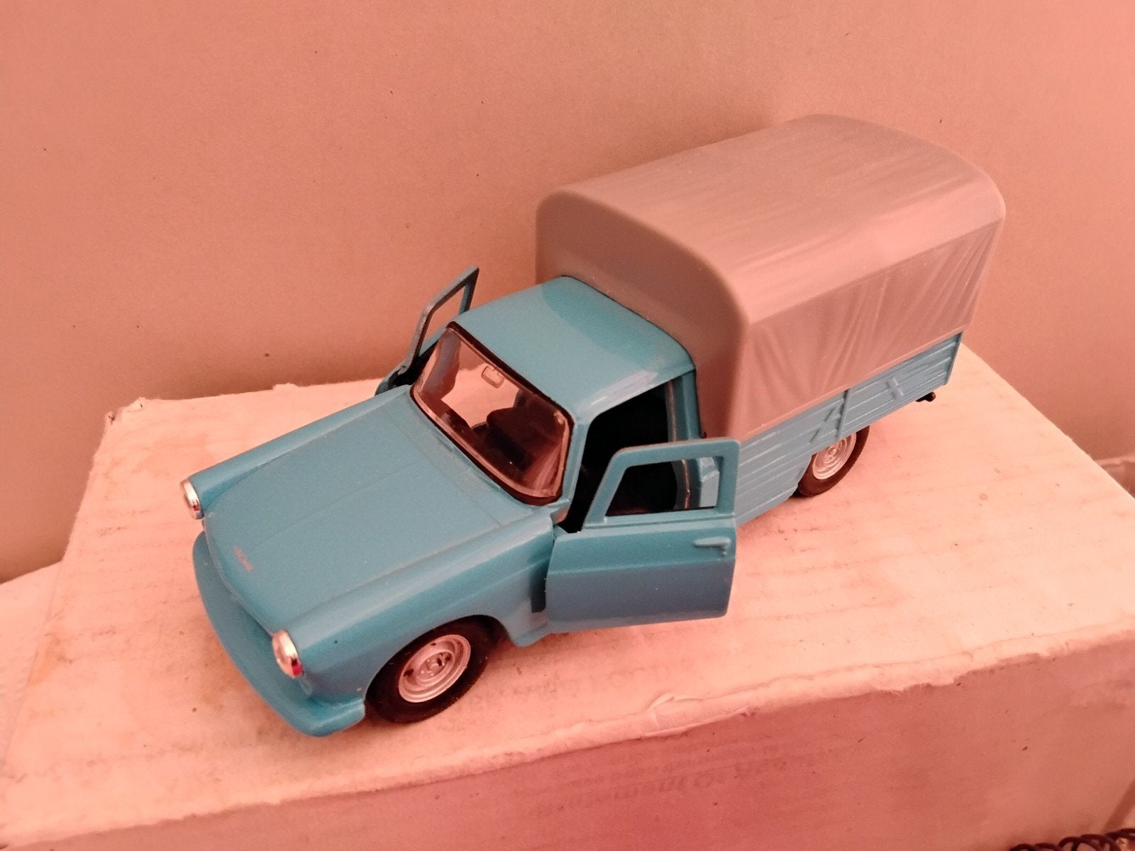 PEUGEOT 404 PICK-UP, Ophalen of Verzenden, Auto, Overige merken