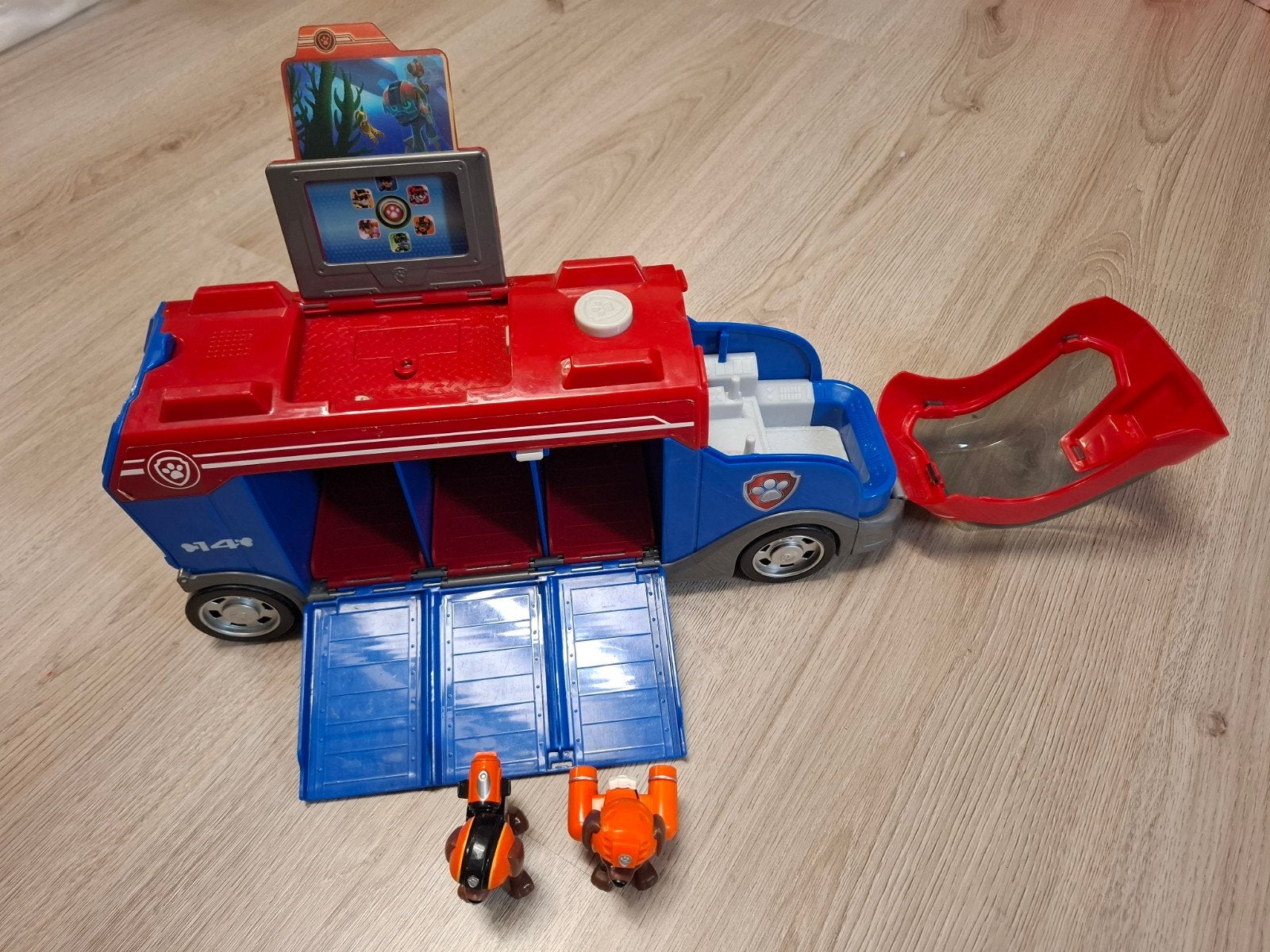 Paw Patrol Patroller met 2 figuren, Ophalen, Gebruikt