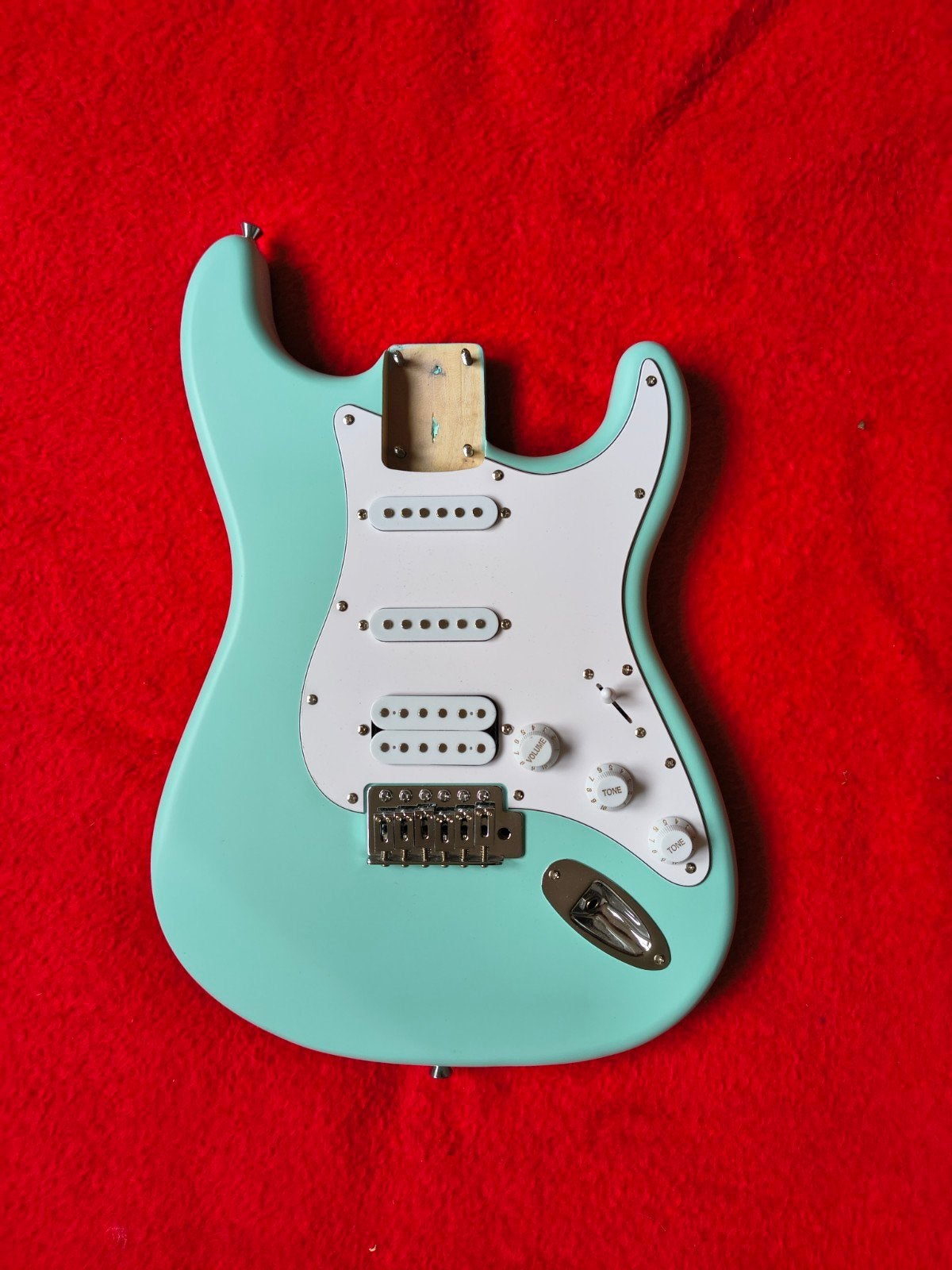 Zeer mooie Squier Stratocaster body loaded, Muziek en Instrumenten, Ophalen of Verzenden, Zo goed als nieuw, Elektrische gitaar