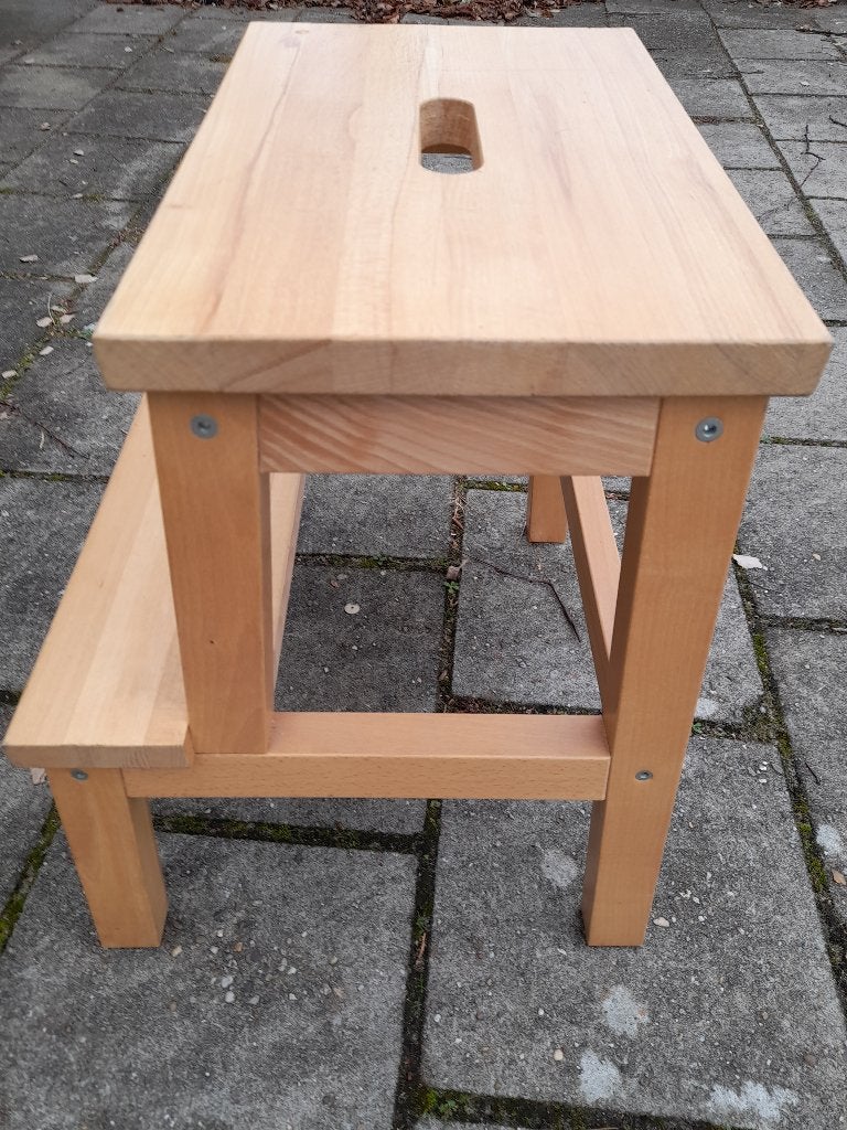 Houten opstap verhoging-/ kruk, Ophalen, Zo goed als nieuw, Hout