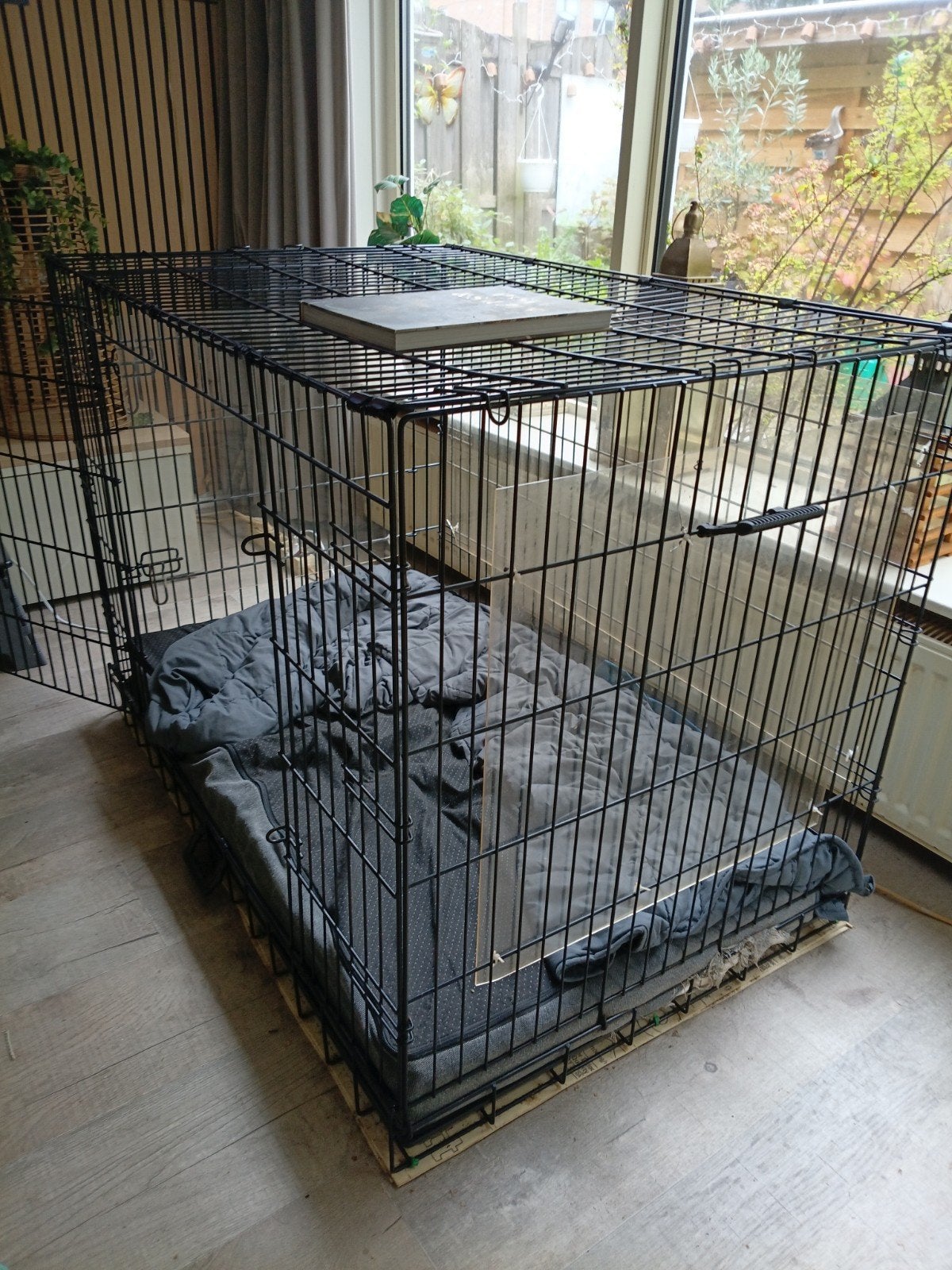 zwarte hondenbench, Dieren en Toebehoren, Ophalen, Zo goed als nieuw