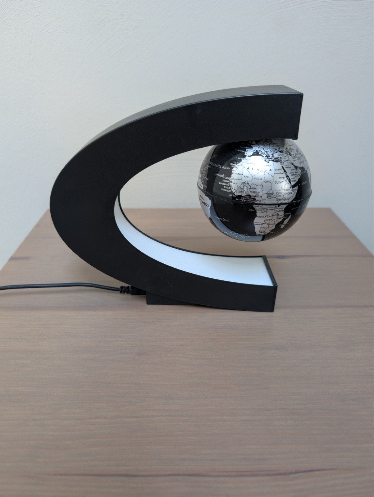 Magnetisch zwevende wereldbol, Ophalen, Kunststof, Overige typen, Nieuw