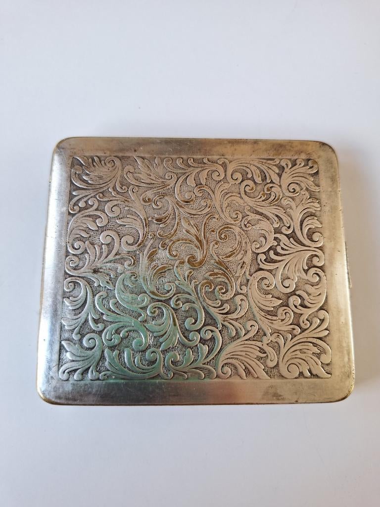 Antieke Zilveren Sigarettendoos met Sierlijk Graveerwerk, Antiek en Kunst, Verzenden, Zilver