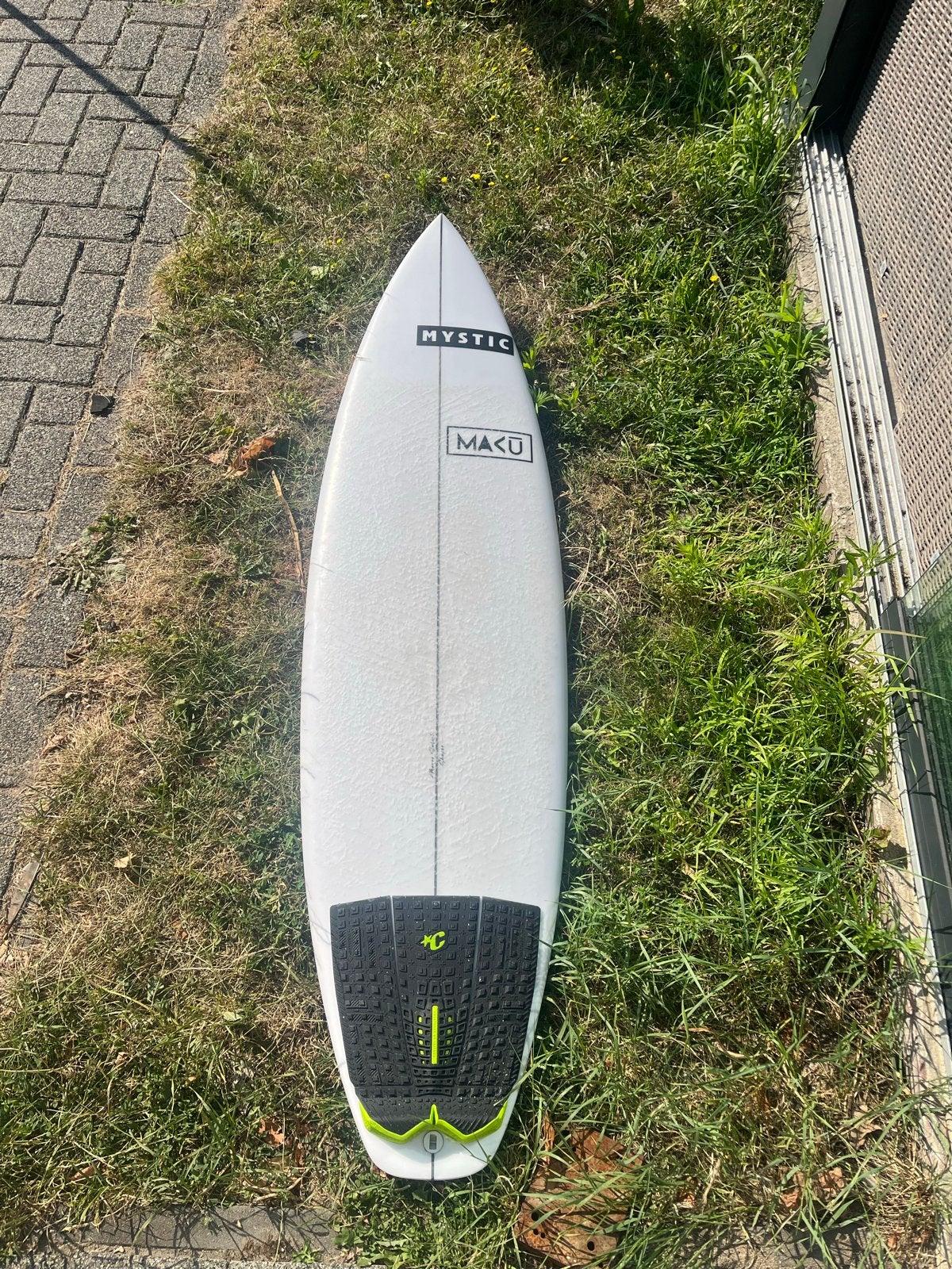 Maku Surfboard - Zo goed als nieuw, Ophalen of Verzenden, Zo goed als nieuw, Shortboard