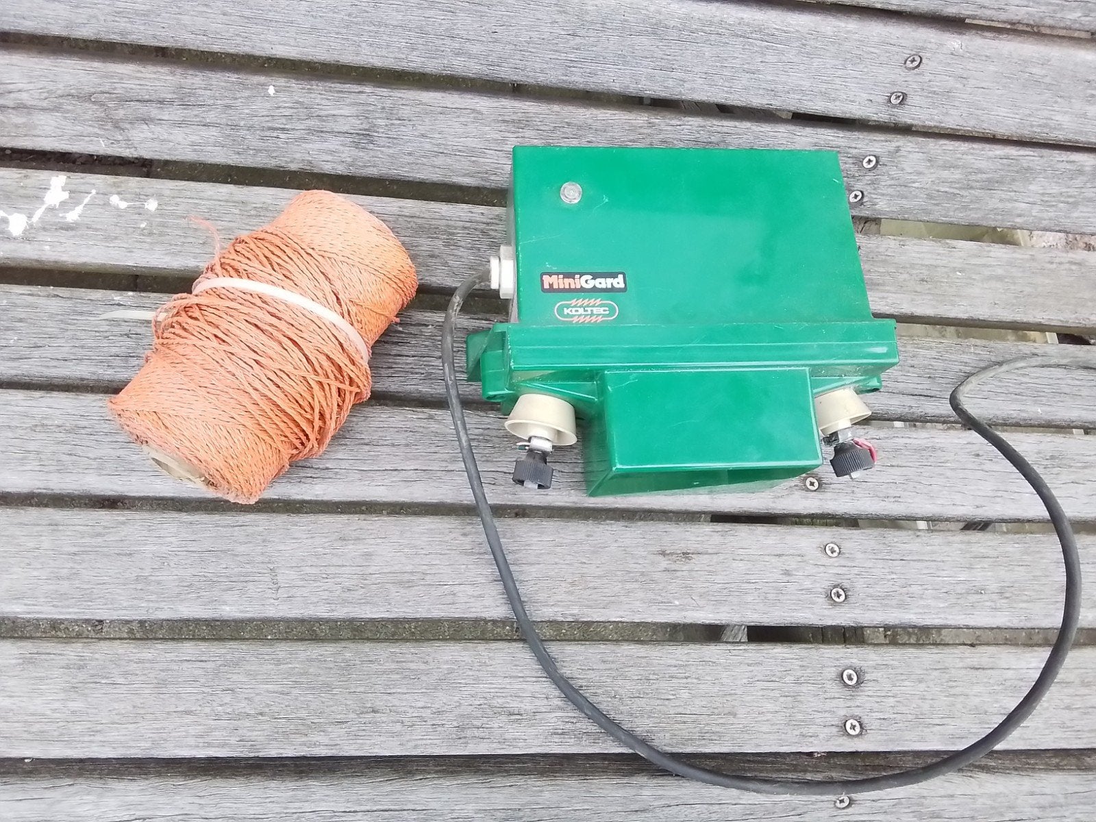 Koltec schrikdraadapparaat met draad