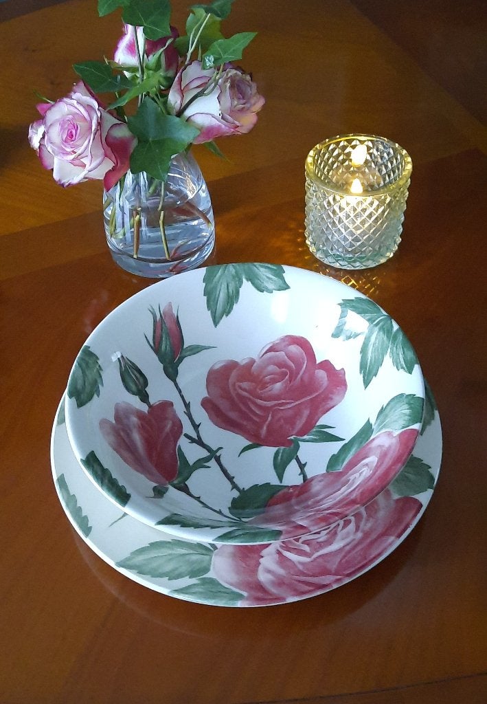 Set van twee schalen Roos, Ophalen, Gebruikt, Schaal, Rond
