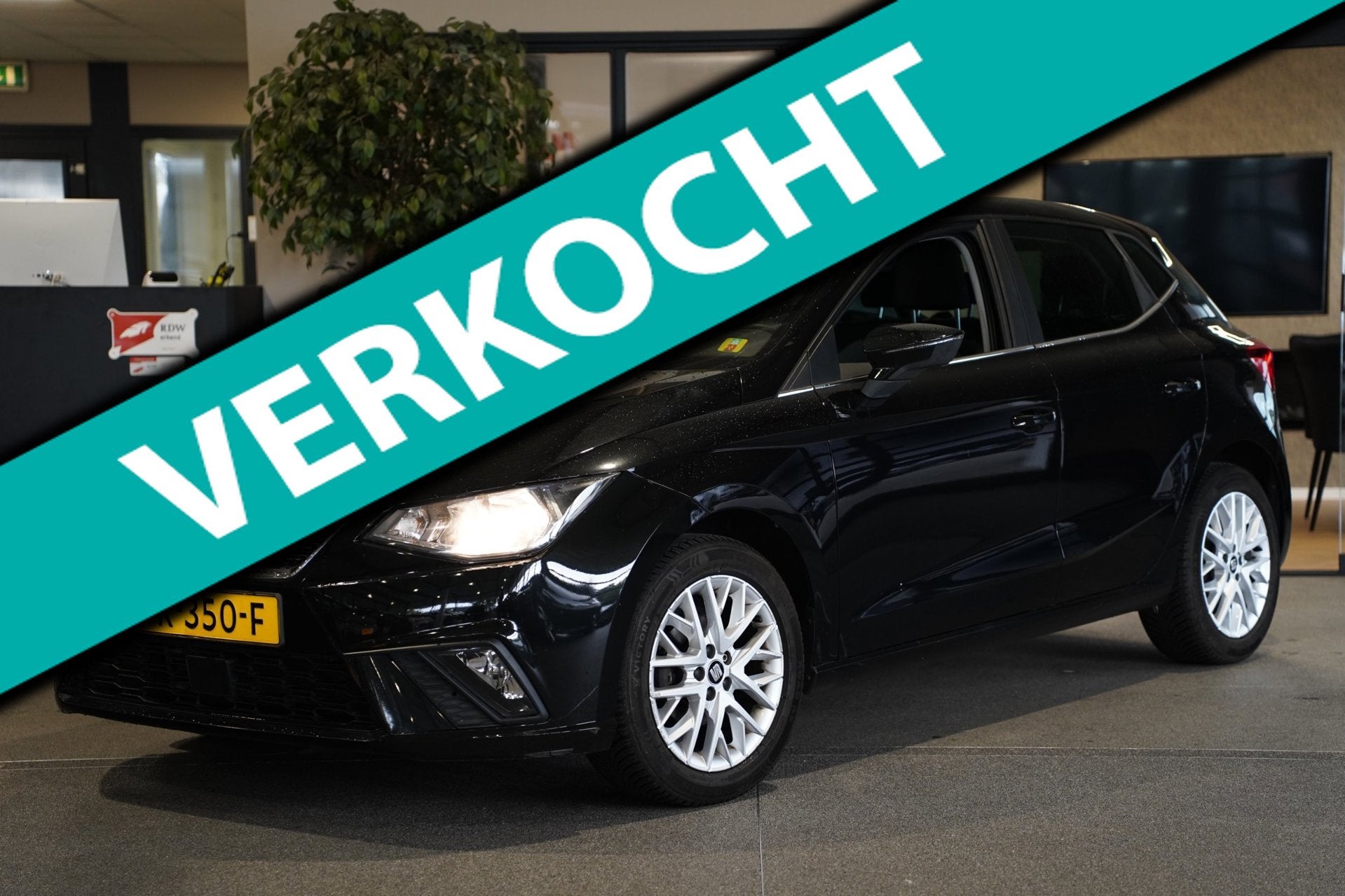 Seat Ibiza 1.0 TSI Style Navi Apple Carplay Pdc Cruise Clima, Auto's, Dealer onderhouden, Stof, Euro 6, 95 pk