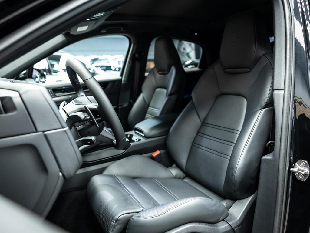 Porsche Cayenne Coupé 3.0 E-Hybrid Black Edition | Sportuit, Auto's, Porsche, Automaat, Gebruikt, 2995 cc, Bedrijf