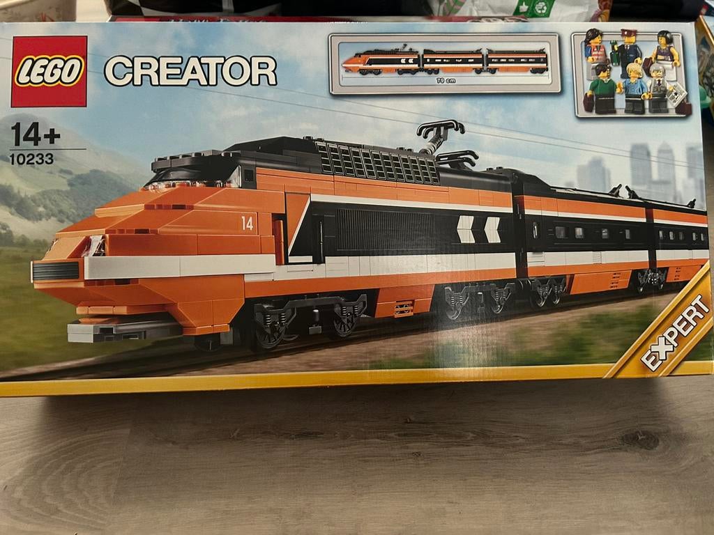 Lego 10233 MISB, Ophalen of Verzenden, Nieuw