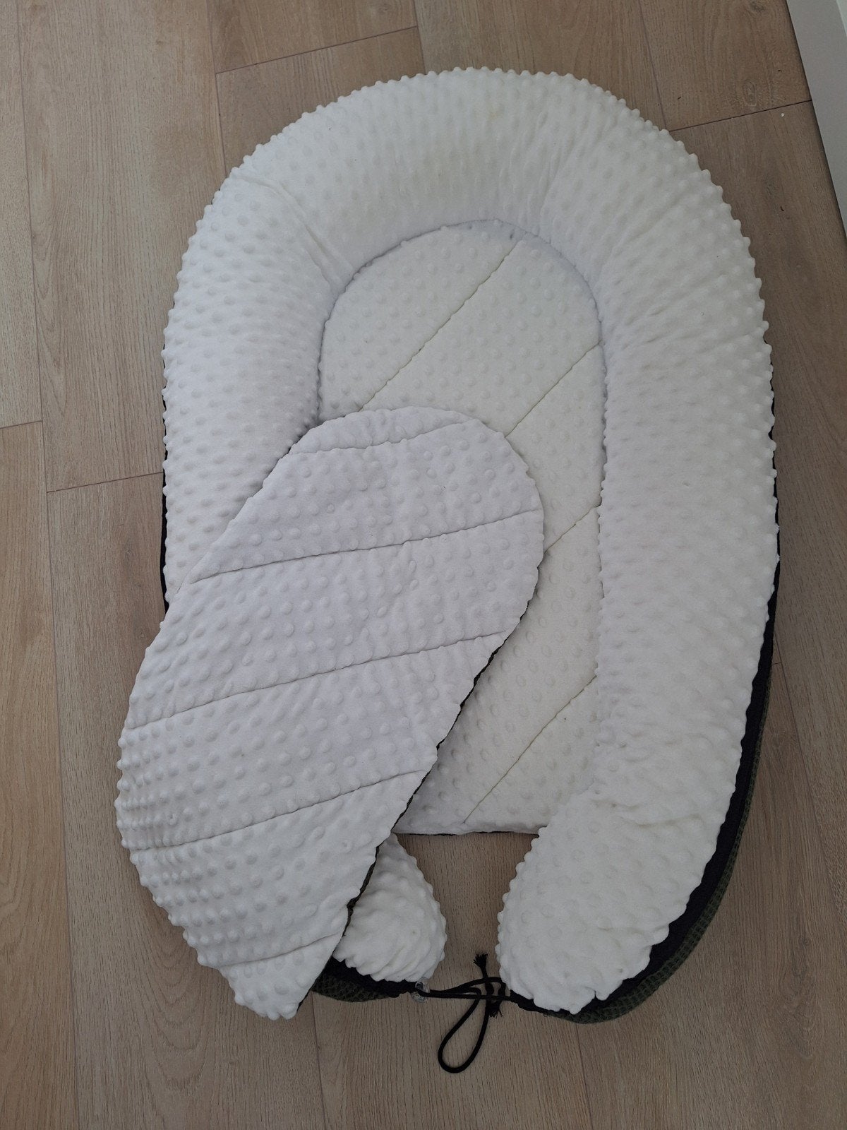 Babynestje donkergroen incl accessoires, Ophalen, Zo goed als nieuw