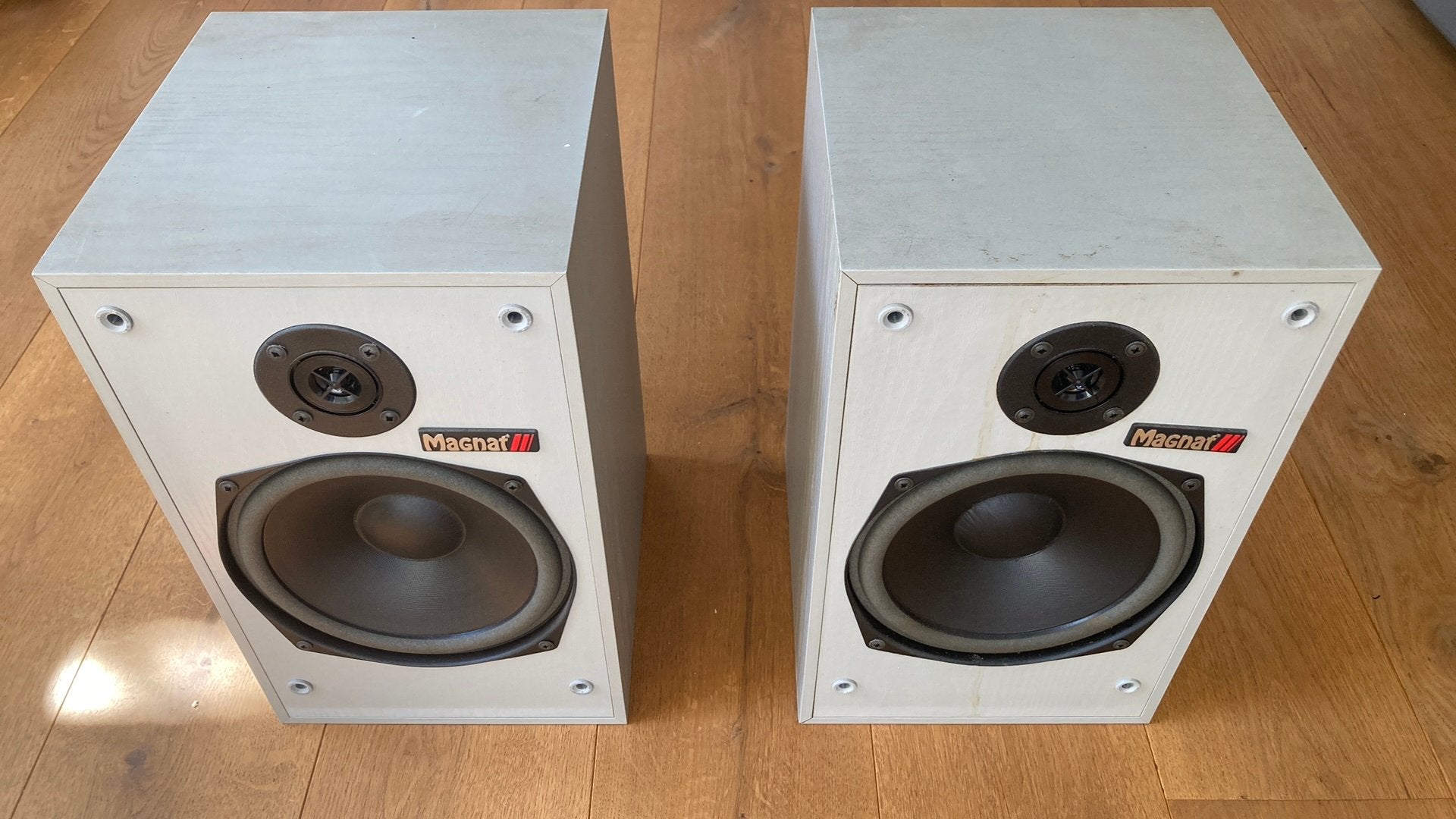 Magnat concept 1 , 2 speakers luidsprekers, Ophalen, Zo goed als nieuw, 60 tot 120 watt, Magnat