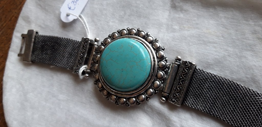 te koop prachtige NIEUWE armband met grote turquoise steen, Overige materialen, Nieuw, Ophalen of Verzenden, Met edelsteen