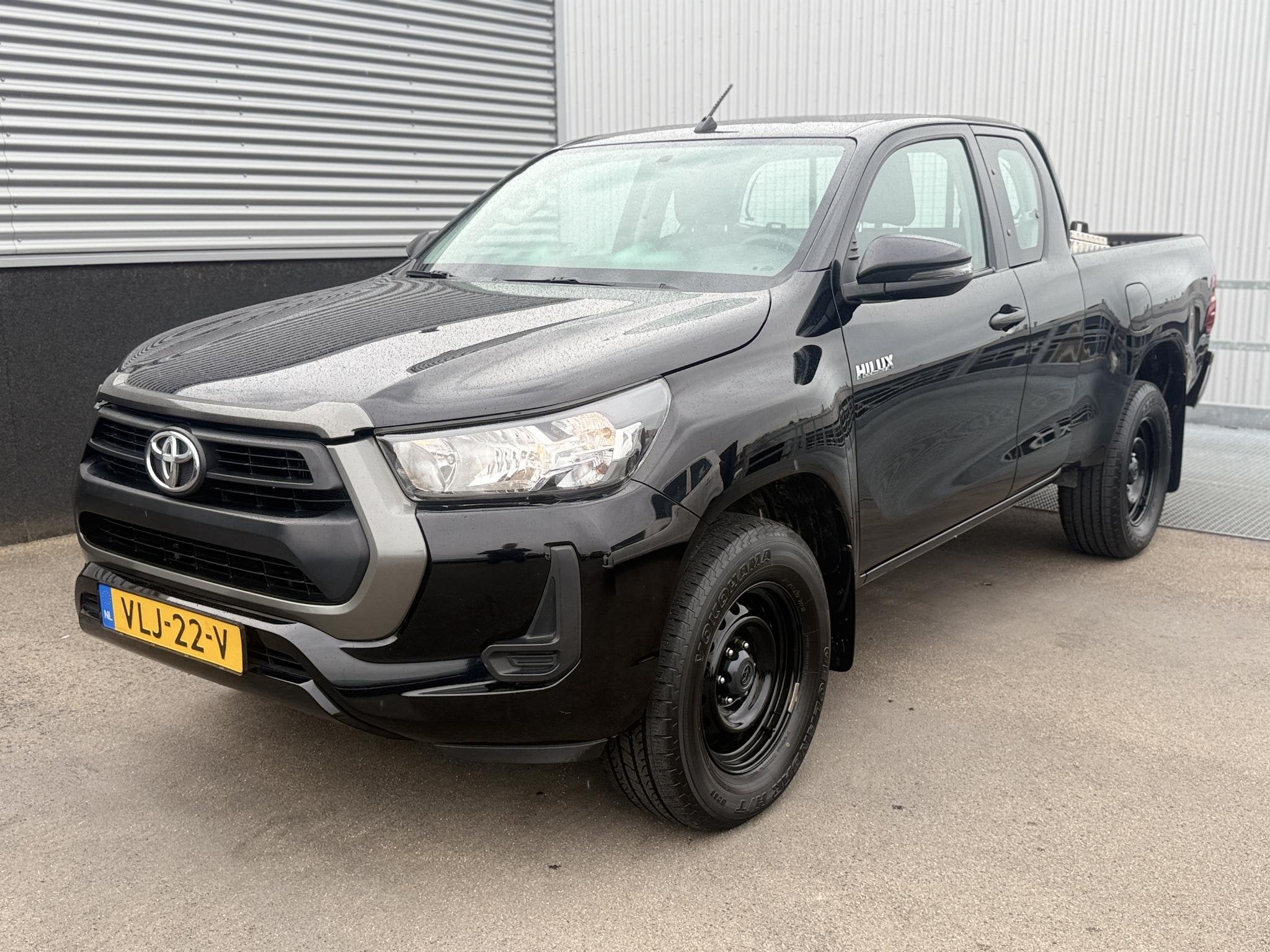 Toyota HiLux 2.4 D-4D Xtra Cab Cool Comfort 4WD Trekgewicht, Stof, Gebruikt, Euro 6, 4 cilinders