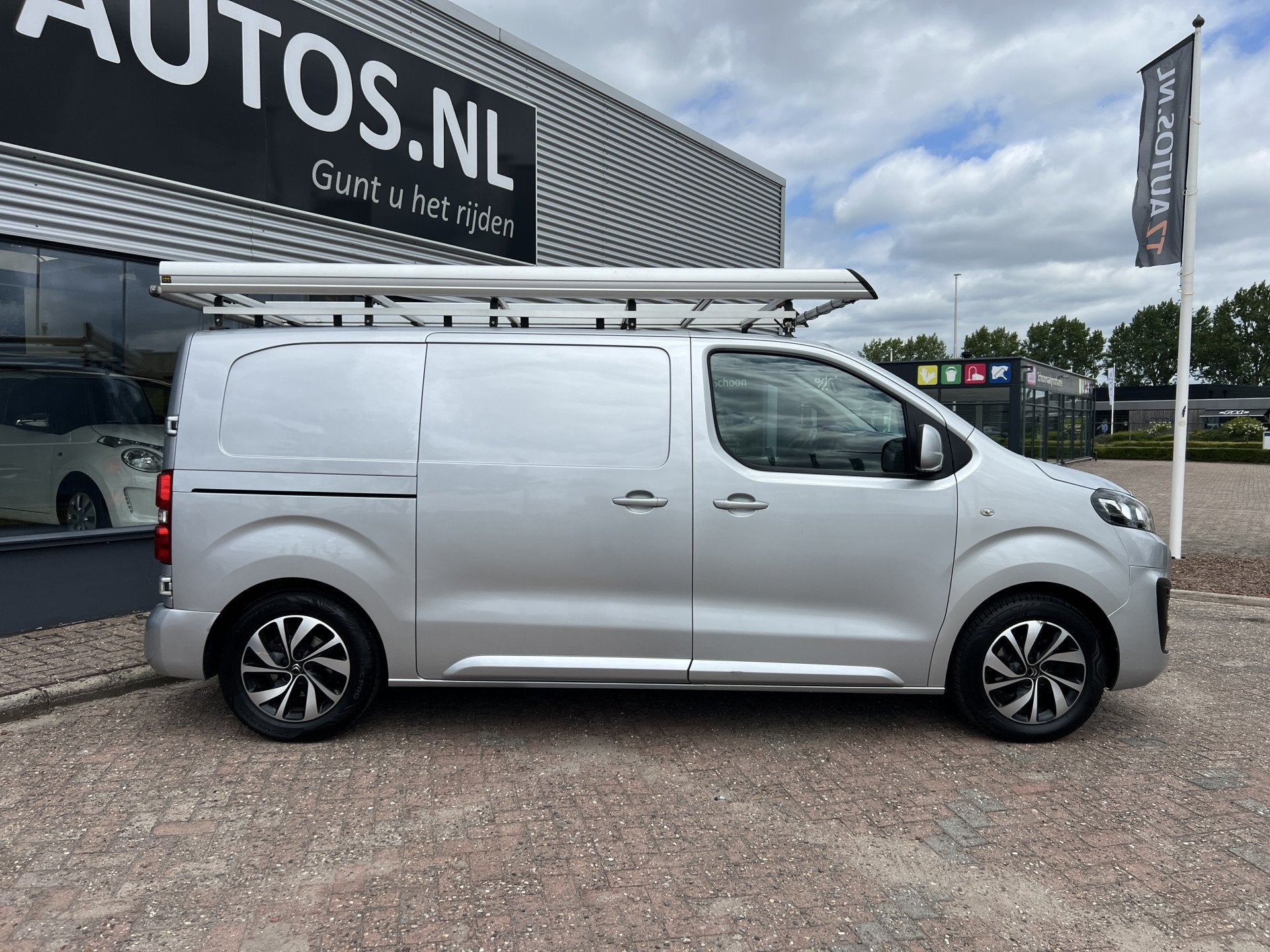 Citroën Jumpy 1.6 BlueHDI L2 Led/Navi/Trekhaak/Imperiaal, Voorwielaandrijving, Gebruikt, 4 cilinders, Citroën