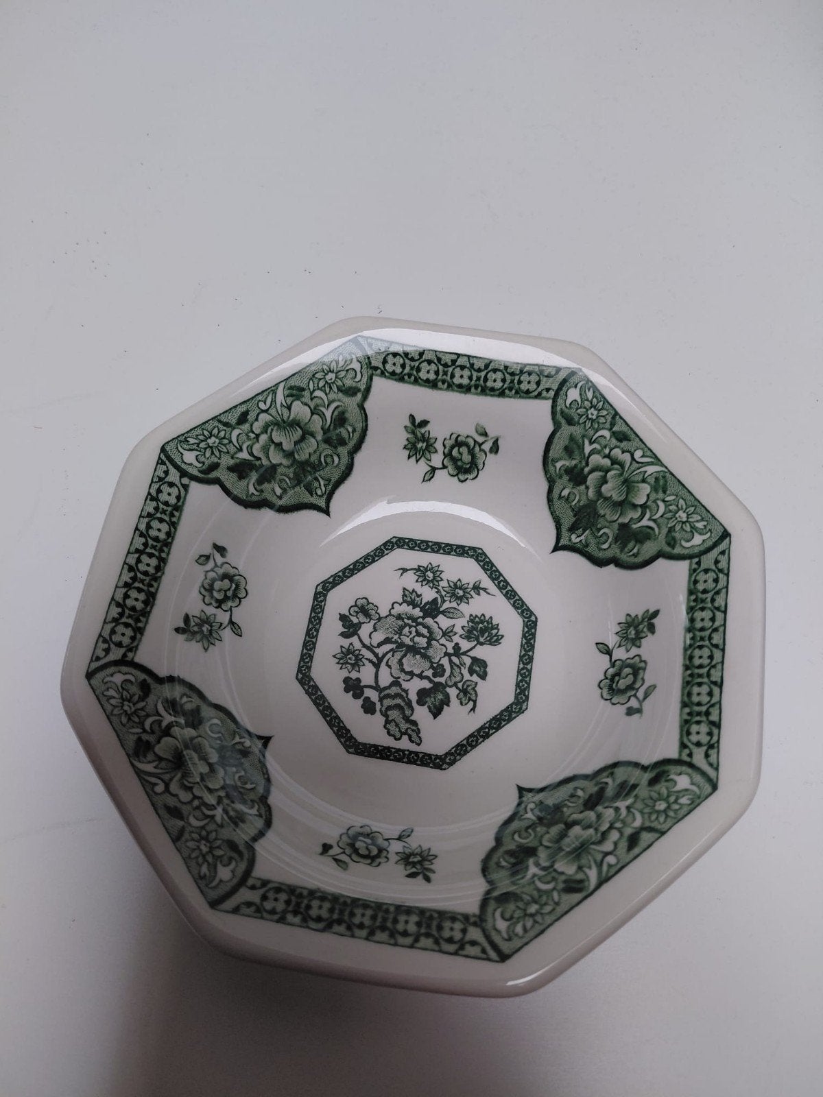 Ironstone schaaltje bloemmotief, Ophalen, Gebruikt, Schaal of Schalen, Overige stijlen