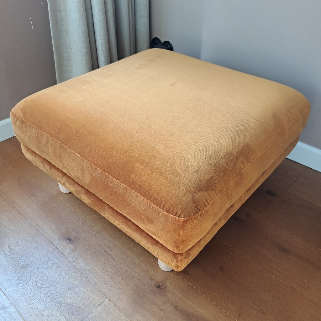 Hocker, Poef, Voetenbank - Okergeel cognac velvet, Ophalen, Hout, Vierkant, 75 tot 100 cm