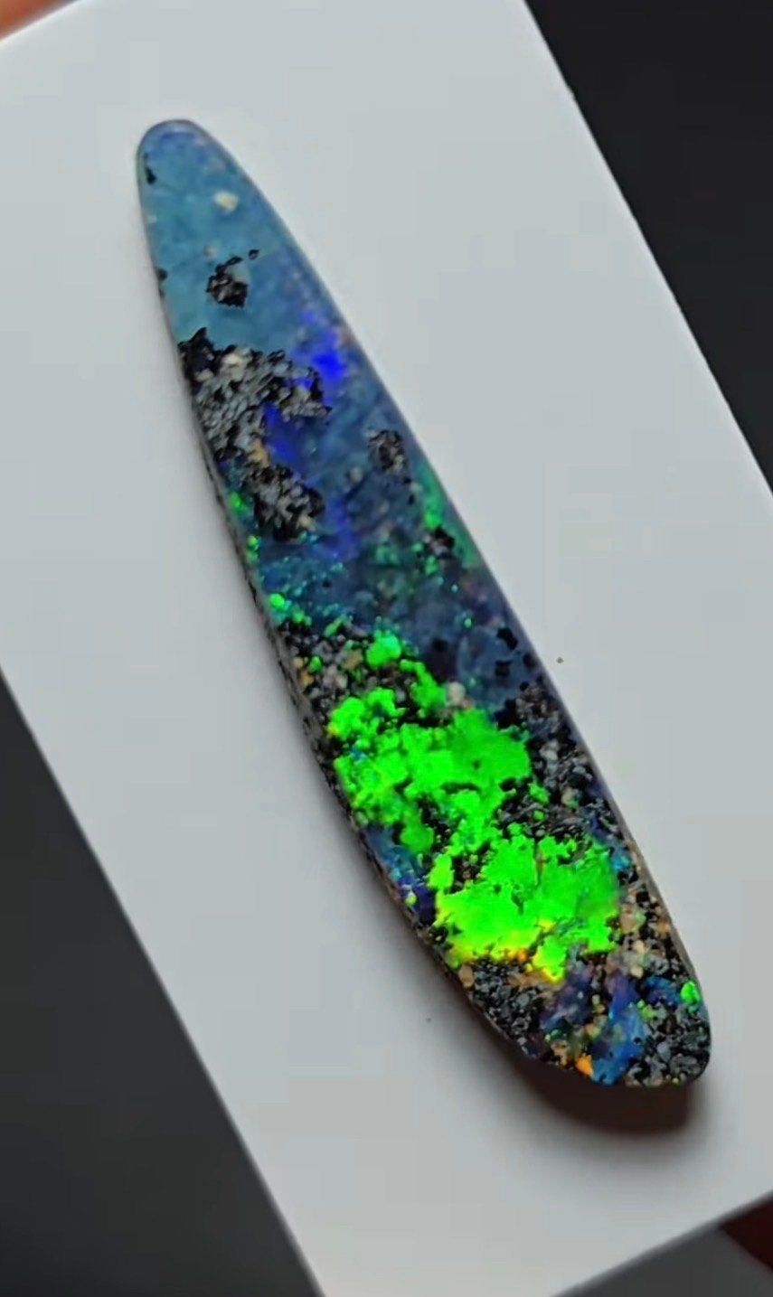 Flitsende Boulder Opaal, Sieraden, Tassen en Uiterlijk, Ophalen of Verzenden, Nieuw