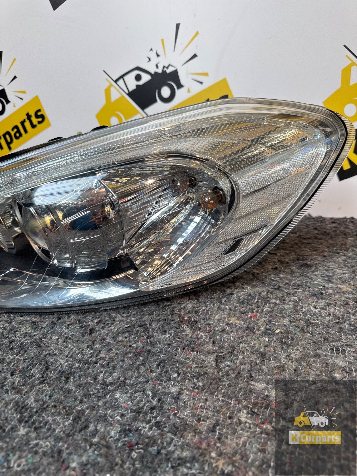 Volvo c70 Koplamp Links voor origineel 31299788 Lamp, Gebruikt, Gunnar Engellaus vag 8
405 31  Gothenburg, SE, Info@volvocars.com