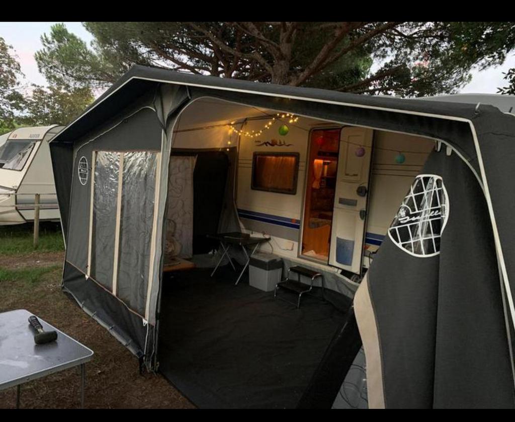 Isabella Capri Lux voortent maat 875 + 28 mm aluminium frame, Caravans en Kamperen, Caravan accessoires, Ophalen, Gebruikt