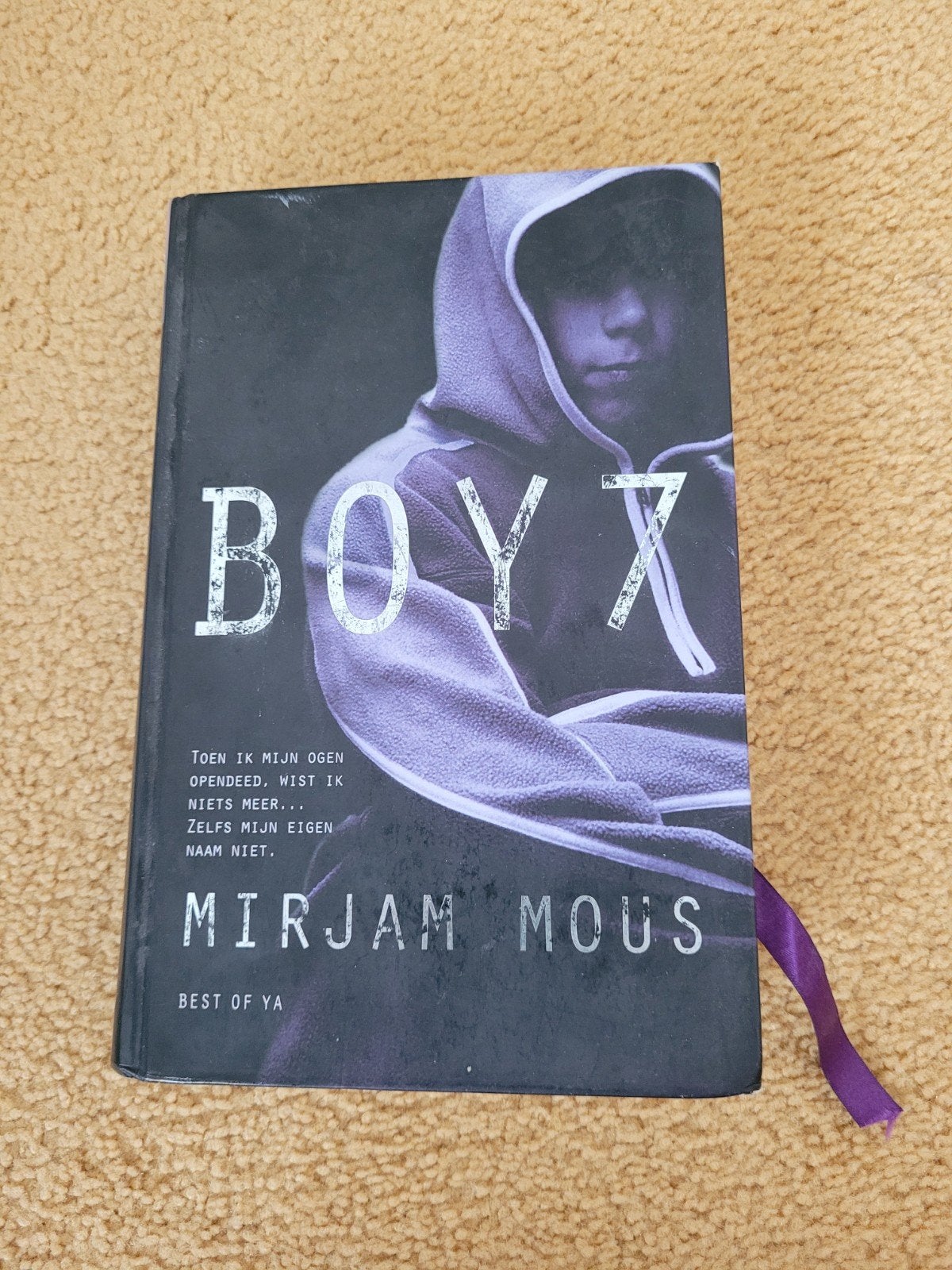 Boy 7 - Mirjam Mous (Best of YA), Boeken, Ophalen of Verzenden, Gelezen, Mirjam Mous, Fictie
