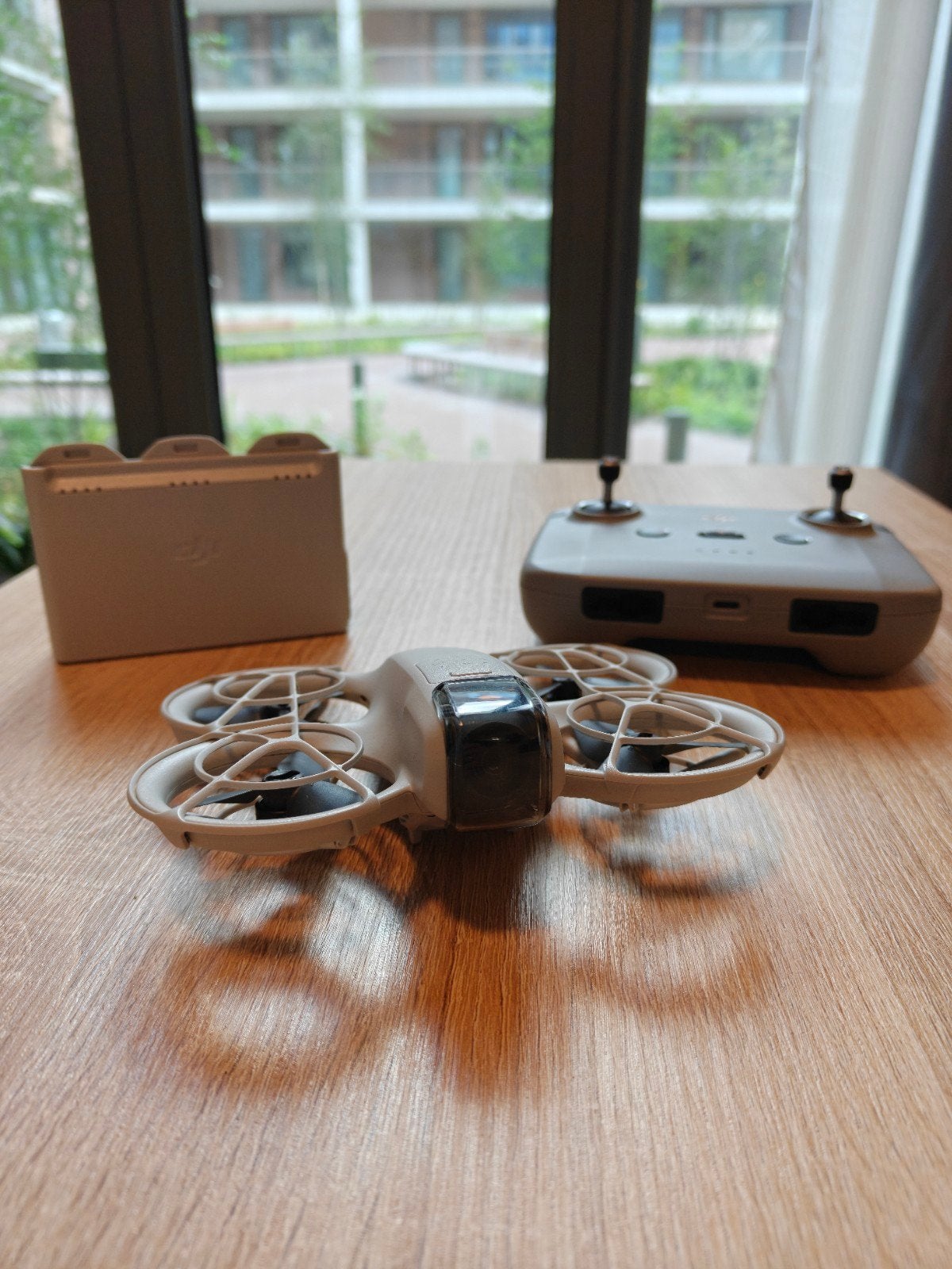 DJI Neo drone met 1 jaar DJI Care Refresh, Audio, Tv en Foto, Drones, Cameradrone, 5 tot 10 kilometer, Zo goed als nieuw, Return to Home