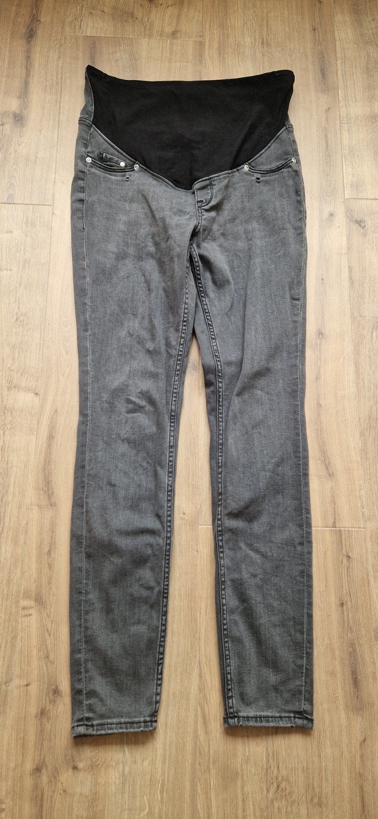 H&M donkergrijze zwangerschapsspijkerbroek maat 38, Maat 38/40 (M), H&M, Ophalen of Verzenden, Zo goed als nieuw