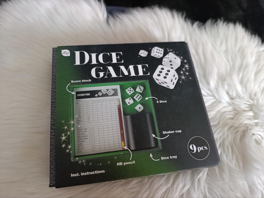 Dice Game - Compleet dobbelspel met scoreblok, Nieuw, Ophalen of Verzenden, Vijf spelers of meer, DLP