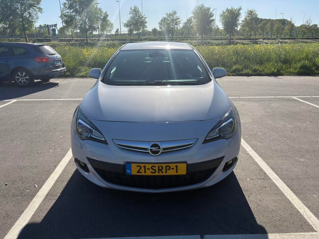 Opel Astra 1.4 16V 103KW GTC 2011 grijs, Voorwielaandrijving, 1350 kg, Zwart, 4 cilinders