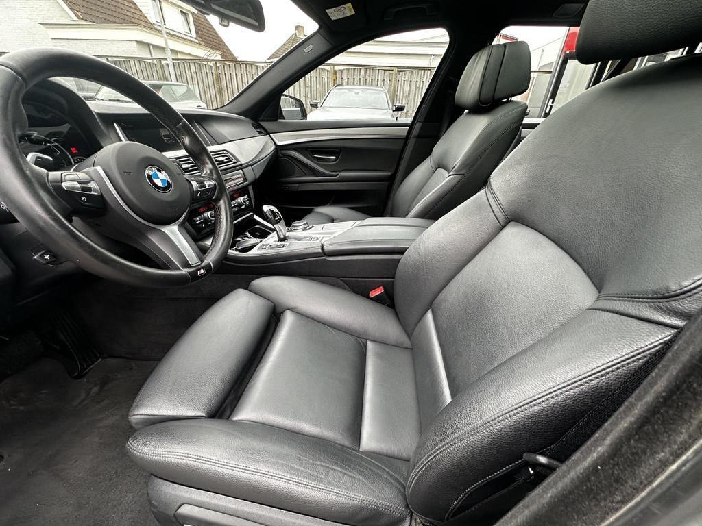 BMW 5-serie Touring 520i M-Sport NL Auto, Auto's, Automaat, Bluetooth, Gebruikt, 4 cilinders