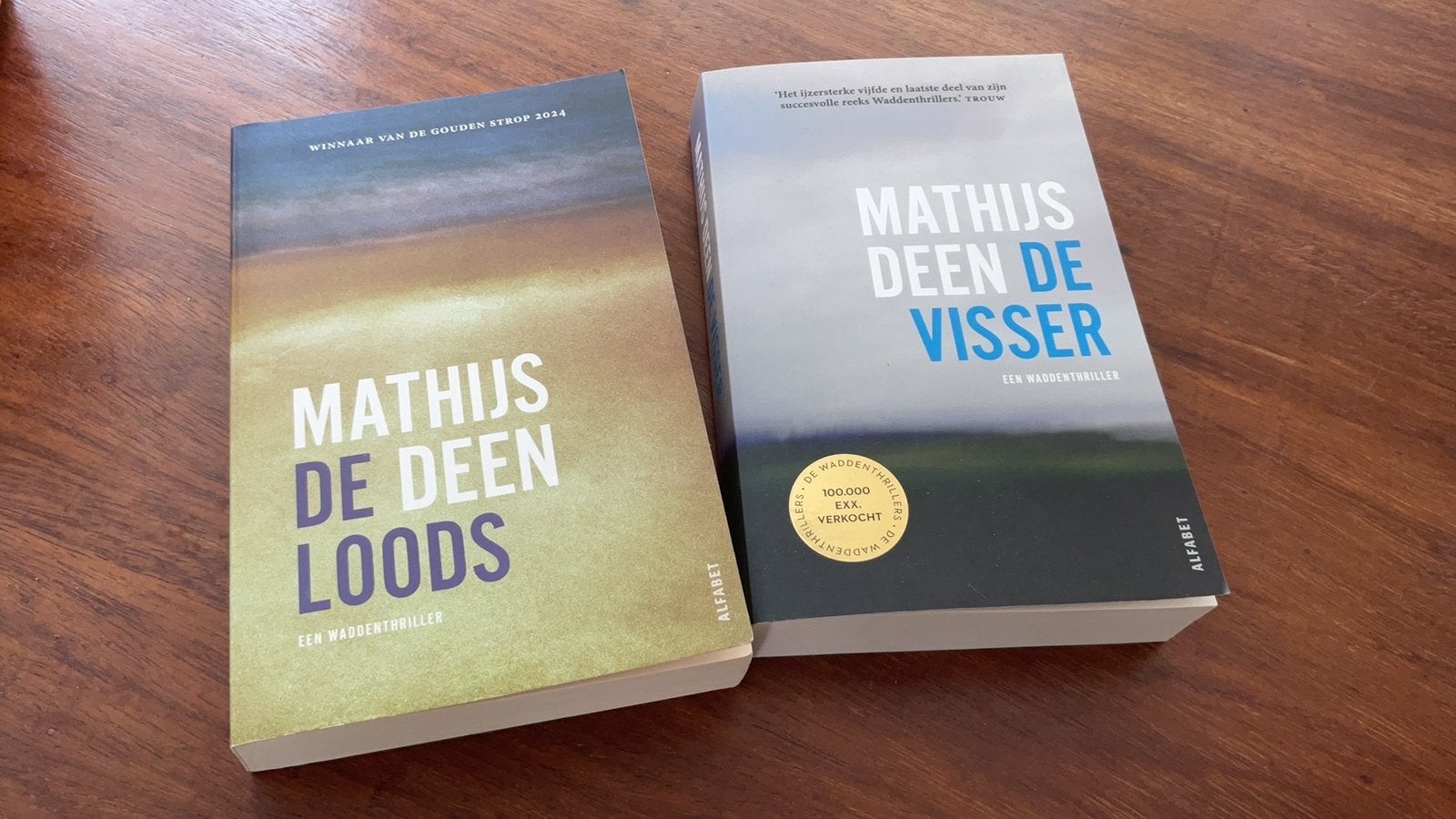 De Loods ( deel 4) De Visser ( deel 5)  Mathijs Deen, Boeken, Literatuur, Ophalen of Verzenden, Zo goed als nieuw